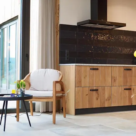 Hof Kleeberg * Μεσελέν