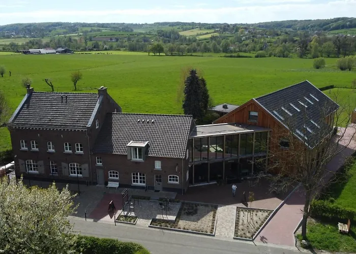 Hof Kleeberg * Мехелен